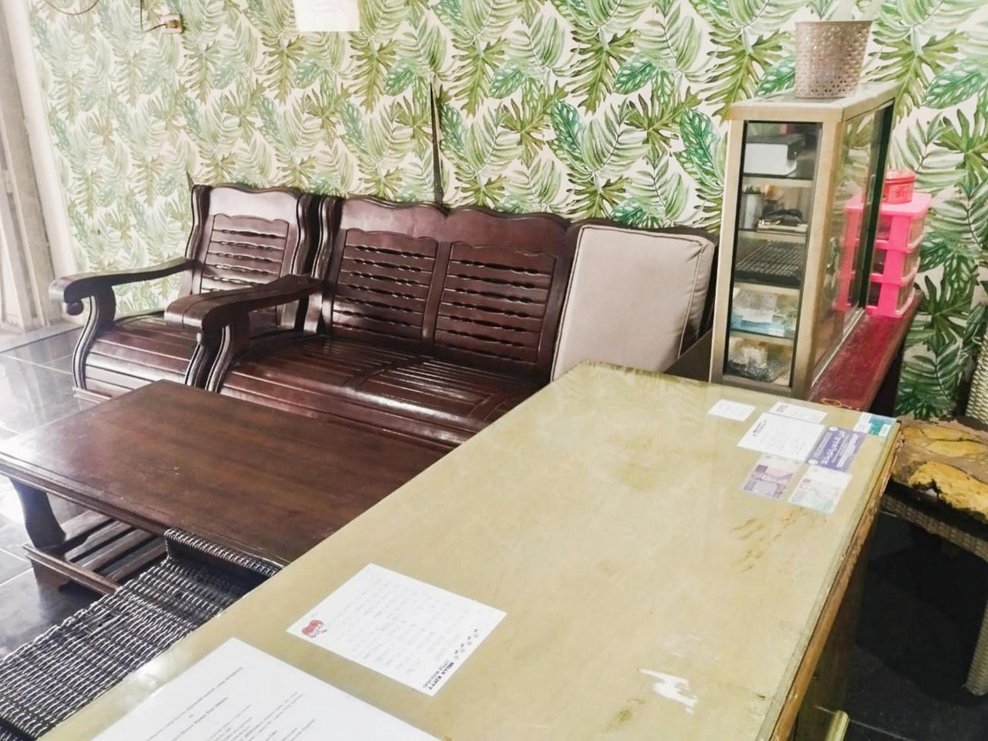 Hotel Reddoorz At Jalan Diponegoro Bandar Lampung Extérieur photo